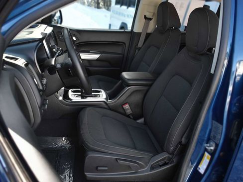 Used 2020 Chevrolet Colorado LT w/ LT Convenience Package image 9