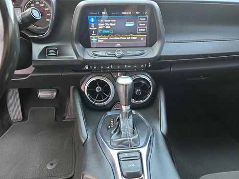 Used 2022 Chevrolet Camaro LT w/ Technology Package RWD image 16