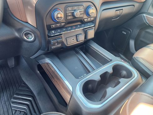 Used 2023 Chevrolet Silverado 2500 High Country image 37