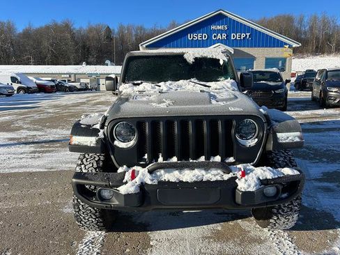 Used 2023 Jeep Wrangler Unlimited Rubicon w/ Steel Bumper Group image 3