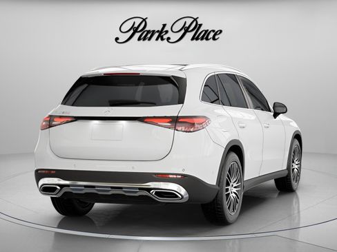 Used 2026 Mercedes-Benz GLC 300 image 19