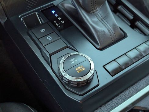 Used 2024 Toyota Tacoma TRD Sport image 28