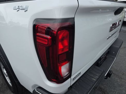 Used 2026 GMC Sierra 2500 Pro w/ Convenience Package AWD/4WD image 34