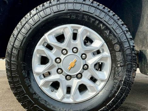 Used 2023 Chevrolet Silverado 3500 LT w/ Convenience Package image 30