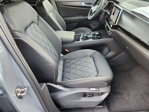 New 2026 Volkswagen Atlas Cross Sport SEL Premium R-Line image 14