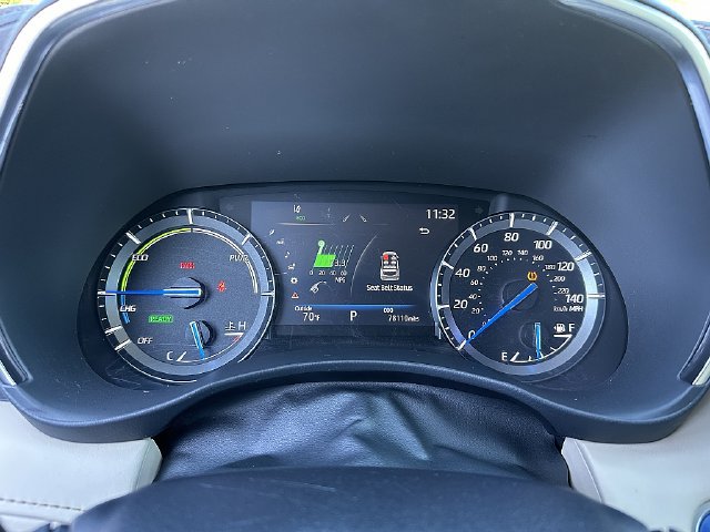 Used 2021 Toyota Highlander Platinum FWD image 25