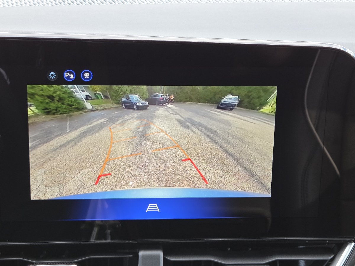 New 2027 Chevrolet Equinox LT w/ Convenience Package II AWD/4WD image 9