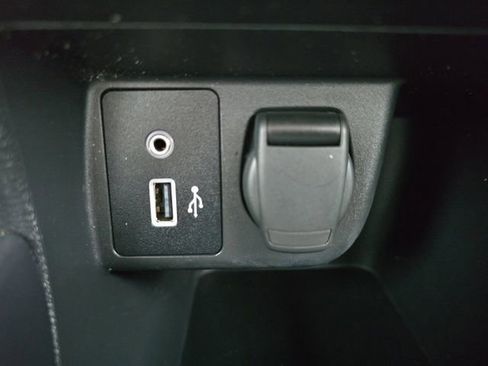 Used 2024 Nissan Versa S w/ S Plus Package image 6