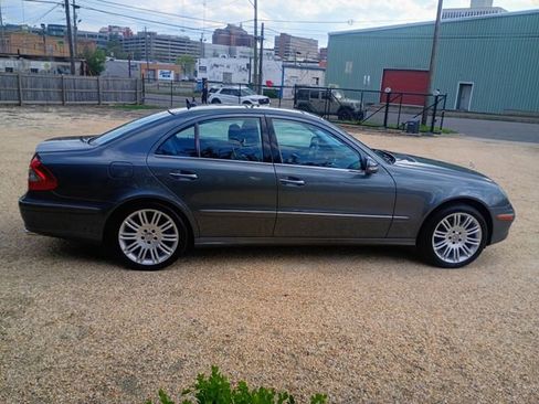 Used 2007 Mercedes-Benz E 350 Sedan image 12