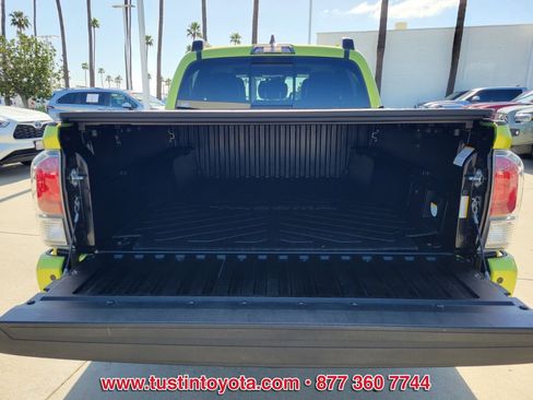 Certified 2023 Toyota Tacoma TRD Off-Road w/ TRD Premium Off Road Package image 13