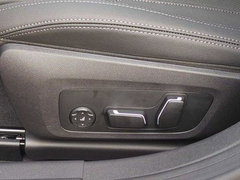 Used 2025 BMW i4 xDrive40i w/ Premium Package image 18