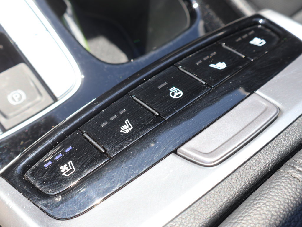 Used 2024 Hyundai Santa Cruz Limited AWD/4WD image 36