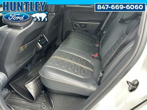 Used 2022 Rivian R1T Launch Edition image 9