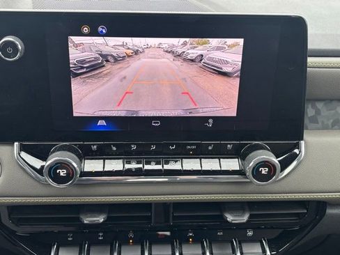 Used 2024 Chevrolet Colorado ZR2 w/ ZR2 Convenience Package III AWD/4WD image 29