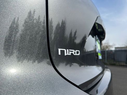 Used 2025 Kia Niro Wind FWD image 31