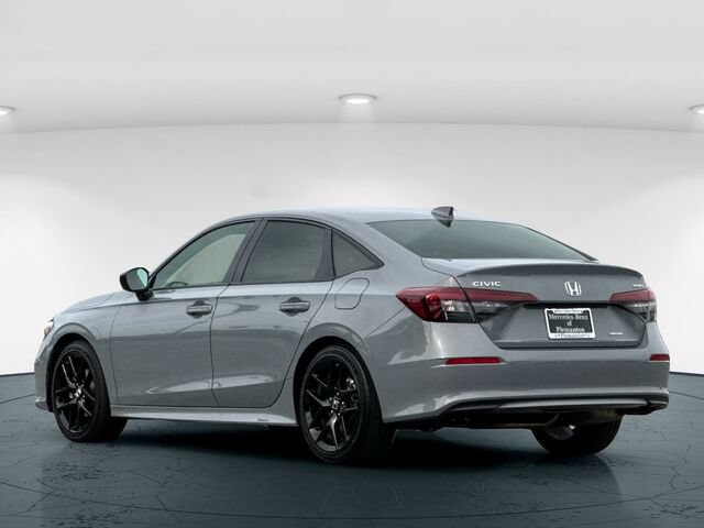 Used 2025 Honda Civic Sport image 4