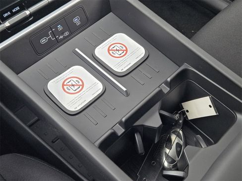 New 2026 Hyundai Santa Fe SE image 21