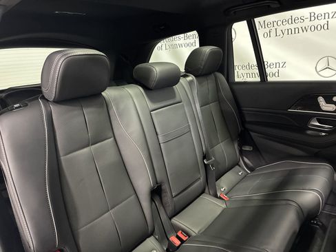 New 2025 Mercedes-Benz GLS 580 4MATIC image 14
