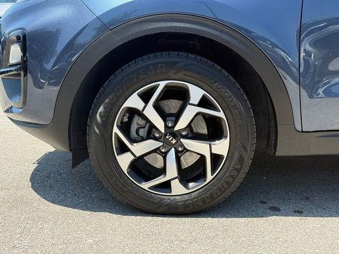 Certified 2021 Kia Sportage LX w/ LX AWD Popular Package image 5