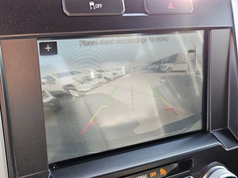 Used 2016 Ford F150 Lariat w/ Equipment Group 502A Luxury image 23