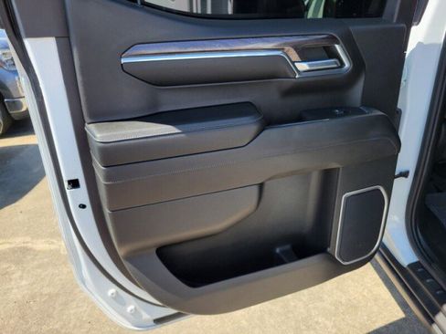 Used 2023 Chevrolet Silverado 1500 LTZ w/ LTZ Premium Package image 28