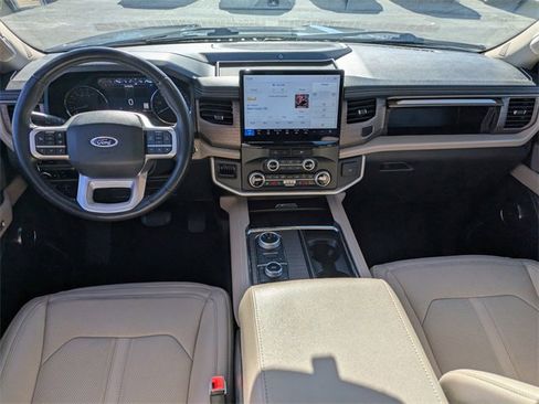 Used 2024 Ford Expedition Max Limited image 17