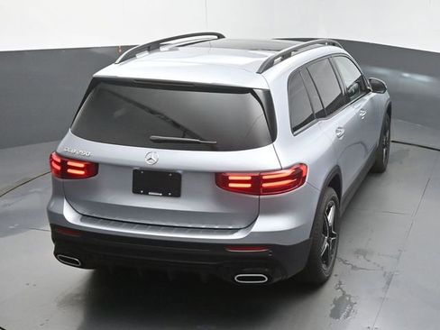 Used 2026 Mercedes-Benz GLB 250 GLB 250 image 48