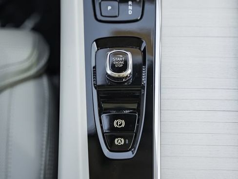 New 2027 Volvo XC60 B5 Ultra AWD/4WD image 27