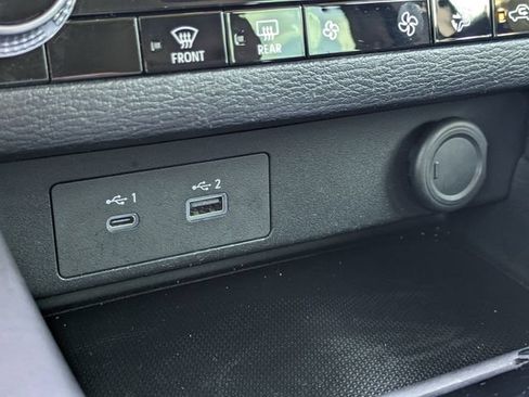 Used 2023 Mitsubishi Outlander SE FWD image 31