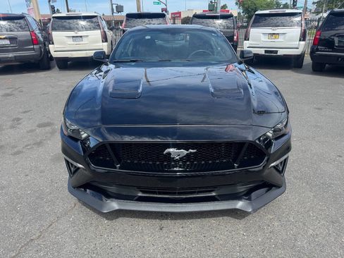 Used 2018 Ford Mustang GT RWD image 3
