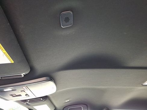 Used 2025 Toyota Camry SE FWD image 21