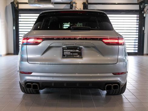 Certified 2022 Porsche Cayenne Turbo AWD/4WD image 8