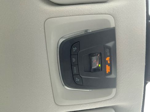 Used 2022 Toyota Corolla Cross L FWD image 18