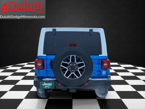 New 2026 Jeep Wrangler Unlimited Sahara w/ Whitecap Package AWD/4WD image 4