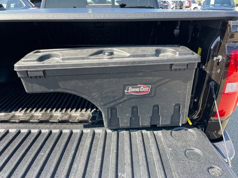 Used 2018 GMC Sierra 1500 SLE w/ SLE Value Package AWD/4WD image 25