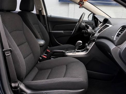 Used 2016 Chevrolet Cruze Eco FWD image 6