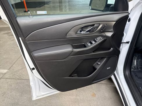 Certified 2023 Chevrolet Traverse Premier image 12