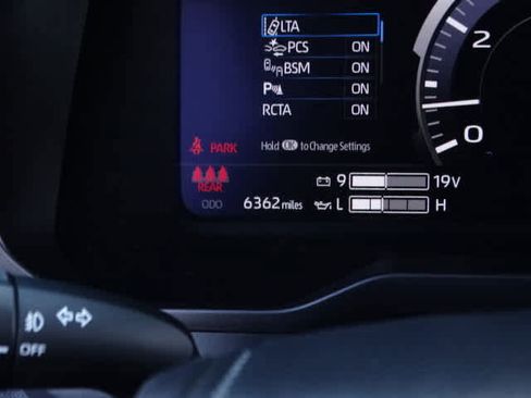 Used 2024 Toyota Tundra Platinum image 27