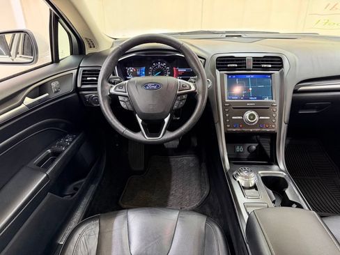 Used 2019 Ford Fusion Titanium FWD image 26