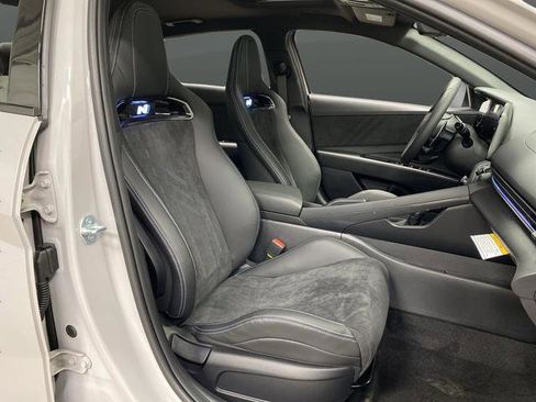 New 2026 Hyundai Elantra N Base image 33