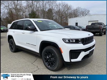 New 2026 Jeep Grand Cherokee Altitude