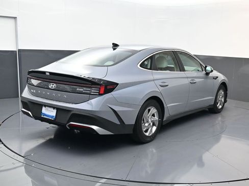 Certified 2026 Hyundai Sonata SE FWD image 4