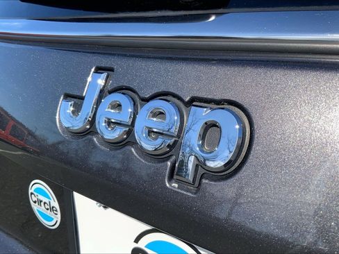 Certified 2023 Jeep Compass Limited AWD/4WD image 29