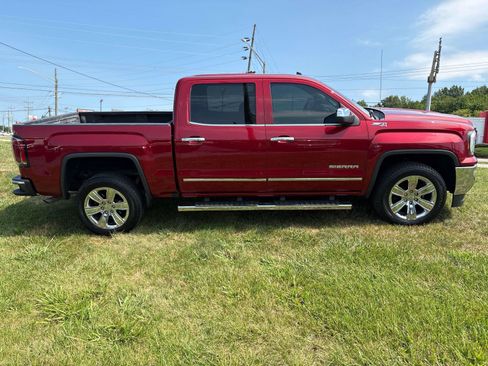 Used 2018 GMC Sierra 1500 SLT AWD/4WD image 6