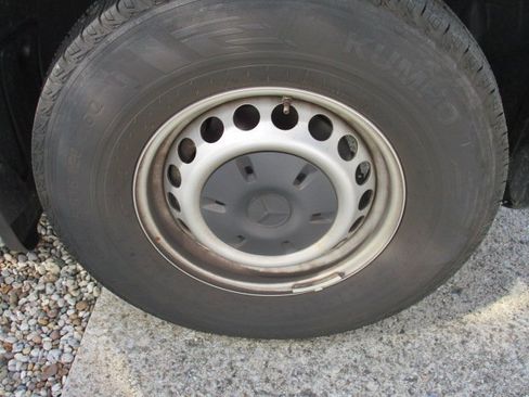 Used 2025 Mercedes-Benz Sprinter 2500 image 22