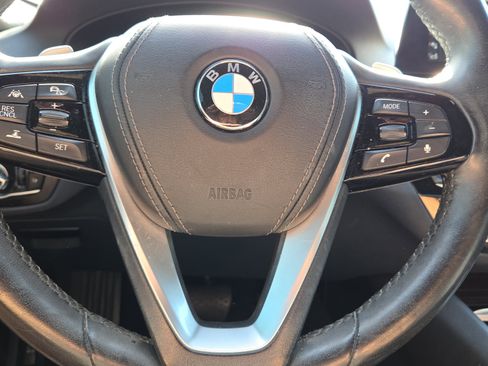 Used 2018 BMW 530i image 29