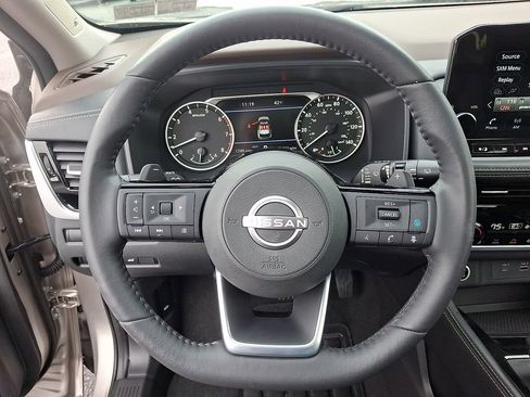 Certified 2023 Nissan Rogue SL w/ SL Premium Package image 19