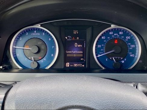 Used 2016 Toyota Camry LE FWD image 22