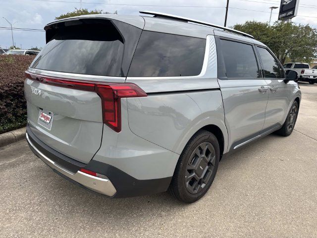 Used 2025 Kia Carnival SX FWD image 5