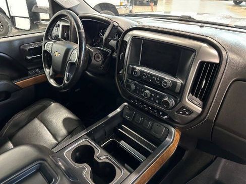 Used 2015 Chevrolet Silverado 2500 LTZ AWD/4WD image 12